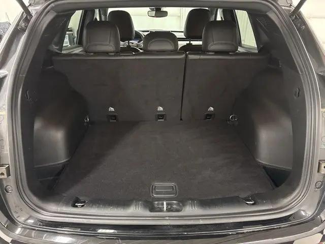 2024 Jeep Compass Latitude Lux FWD