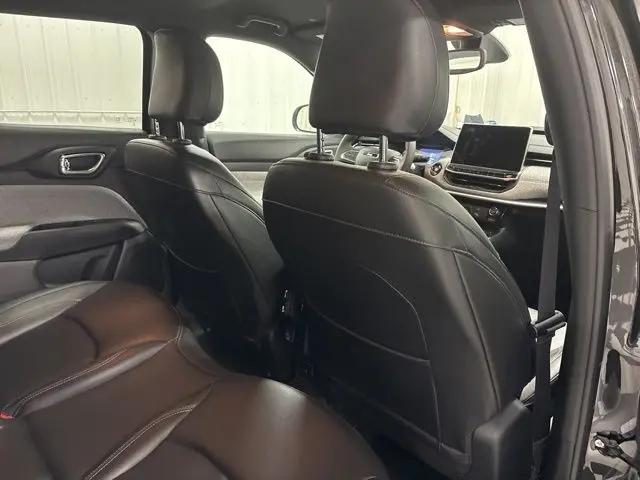 2024 Jeep Compass Latitude Lux FWD