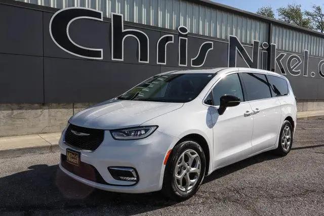 2024 Chrysler Pacifica Limited for sale in Broken Arrow, OK