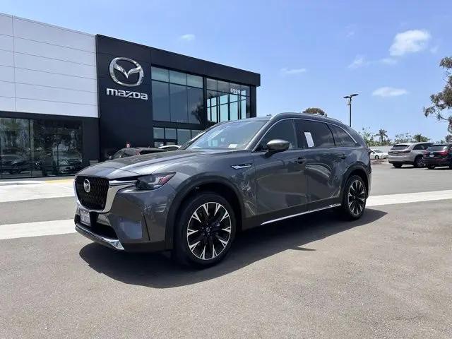 2024 Mazda X-90 Premium Plus