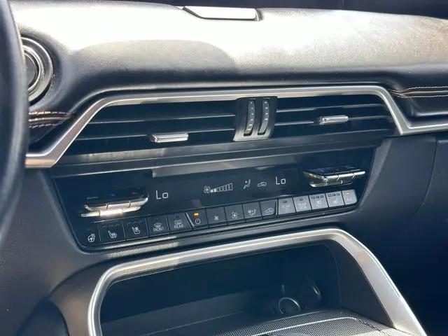 2024 Mazda X-90 Premium Plus