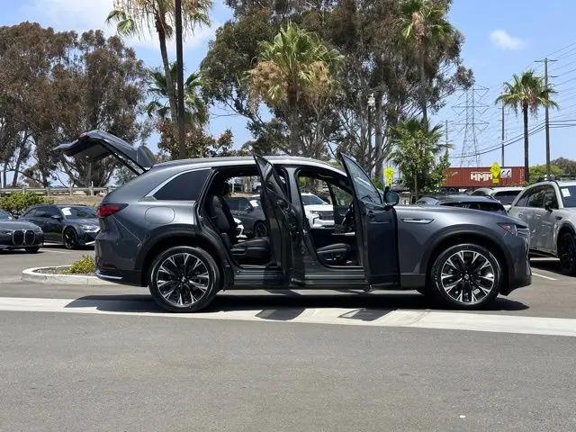 2024 Mazda X-90 Premium Plus
