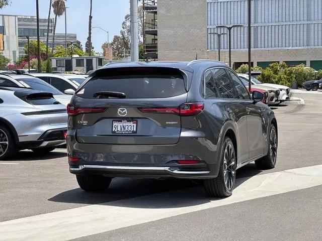 2024 Mazda X-90 Premium Plus