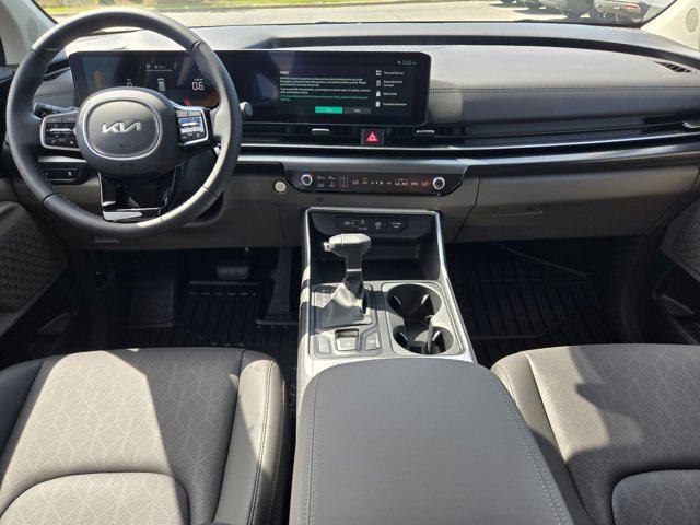 2026 Kia Carnival MPV LXS