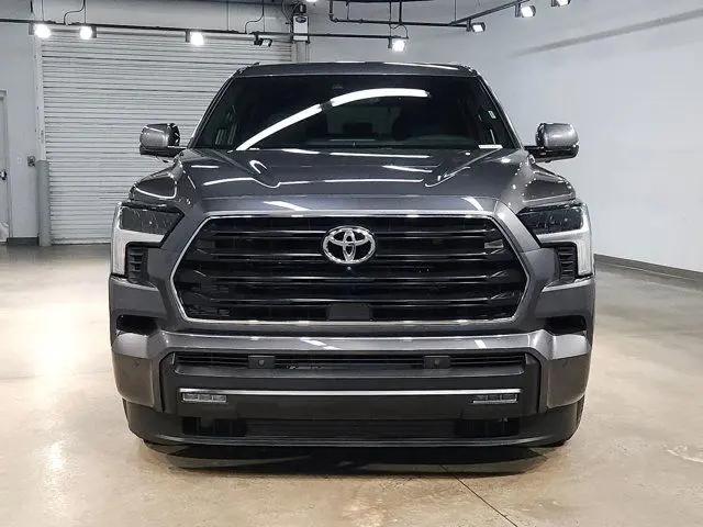 2025 Toyota Sequoia SR5