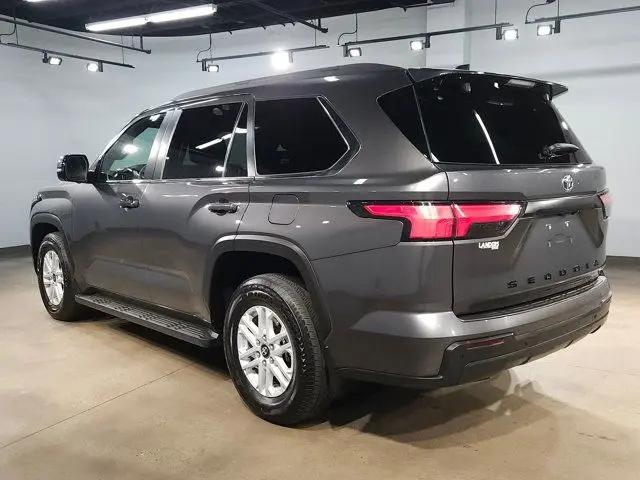 2025 Toyota Sequoia SR5