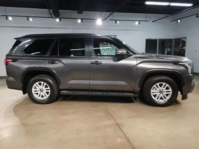 2025 Toyota Sequoia SR5