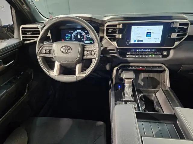 2025 Toyota Sequoia SR5