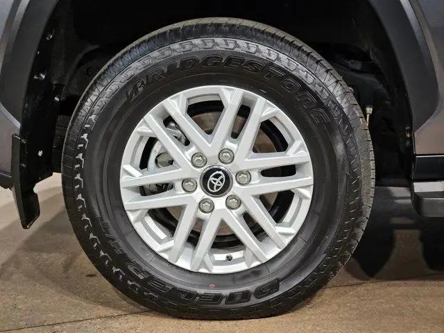 2025 Toyota Sequoia SR5