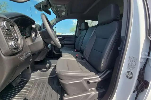2026 GMC Sierra 2500HD Crew Cab, Long Bed, Pro, 4WD