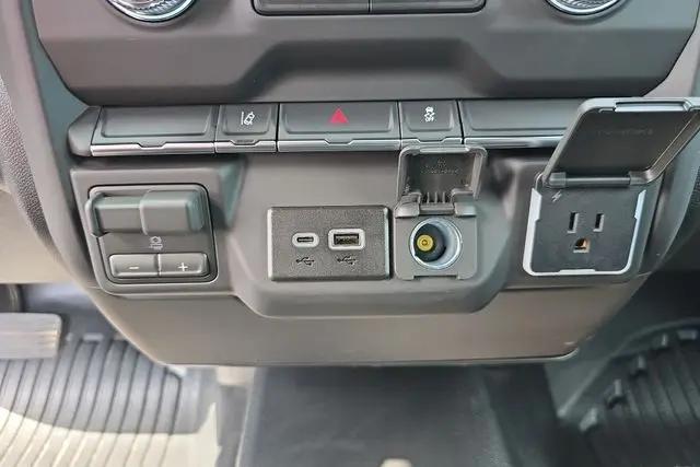 2026 GMC Sierra 2500HD Crew Cab, Long Bed, Pro, 4WD