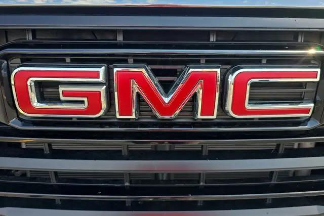 2026 GMC Sierra 2500HD Crew Cab, Long Bed, Pro, 4WD