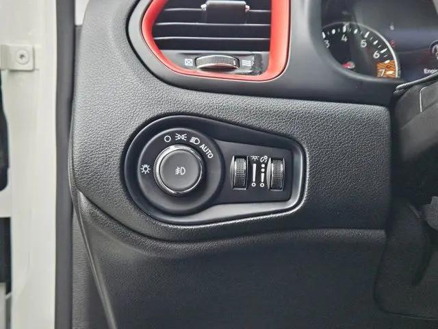 2023 Jeep Renegade Trailhawk 4x4
