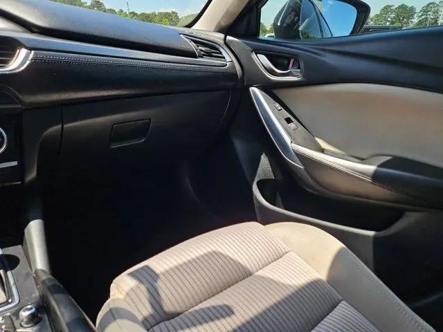 2016 Mazda Mazda6 i Sport