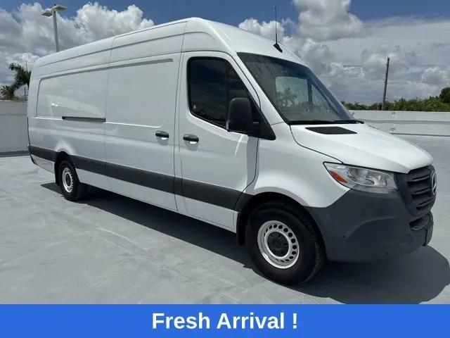 2024 Mercedes-Benz Sprinter 2500 High Roof 4-Cyl Diesel