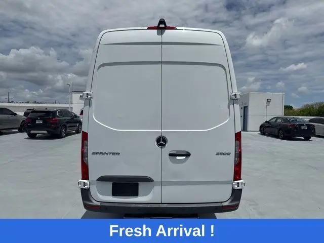 2024 Mercedes-Benz Sprinter 2500 High Roof 4-Cyl Diesel