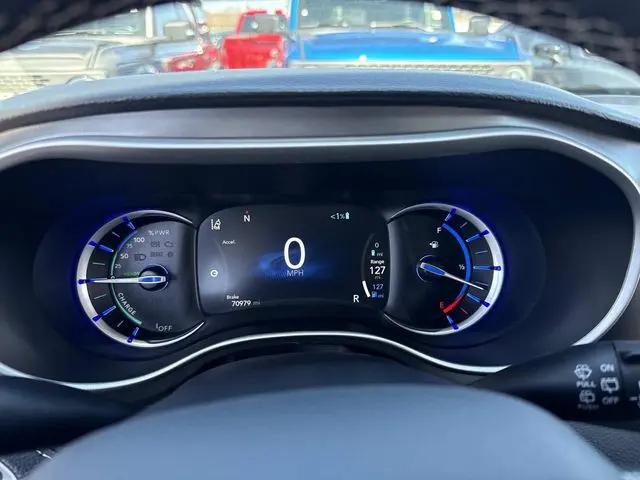 2024 Chrysler Pacifica Hybrid Select