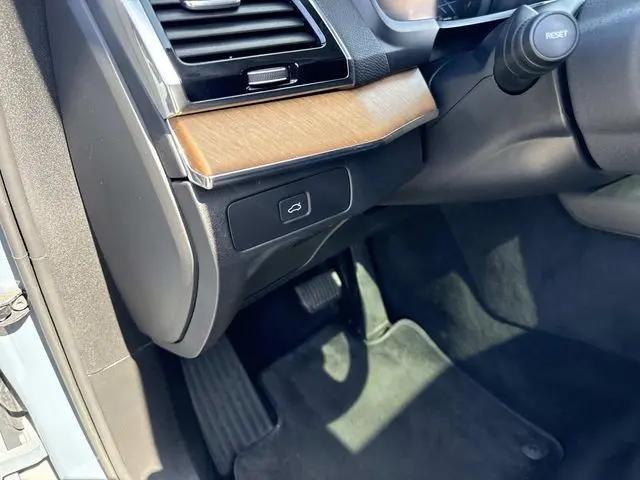 2023 Volvo XC90 B5 Plus