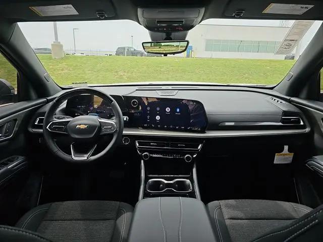 2026 Chevrolet Traverse AWD LT