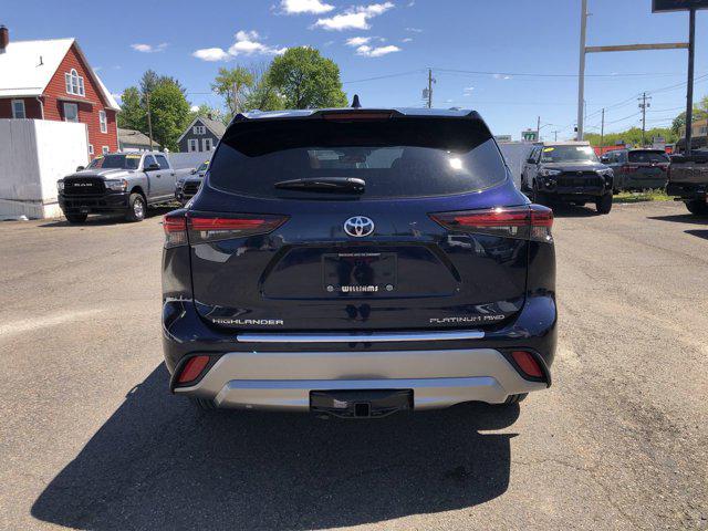 2026 Toyota Highlander Platinum