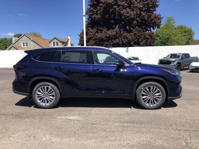 2026 Toyota Highlander Platinum