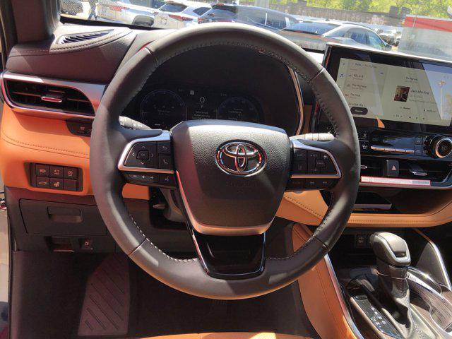 2026 Toyota Highlander Platinum