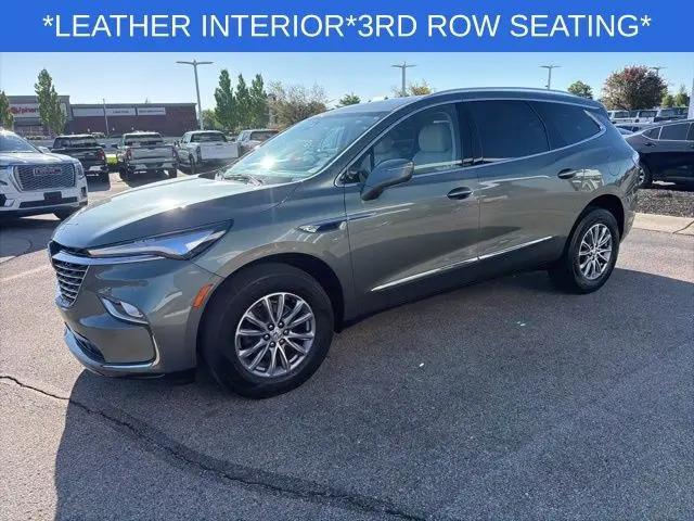 2023 Buick Enclave Essence FWD