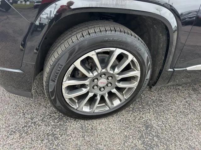 2023 GMC Acadia AWD Denali