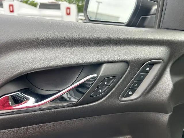 2023 GMC Acadia AWD Denali