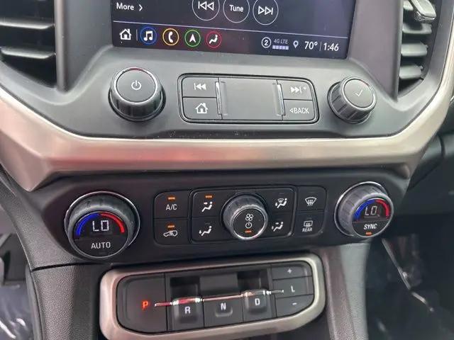2023 GMC Acadia AWD Denali