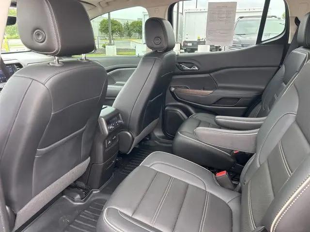 2023 GMC Acadia AWD Denali