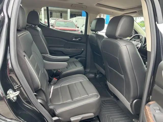 2023 GMC Acadia AWD Denali
