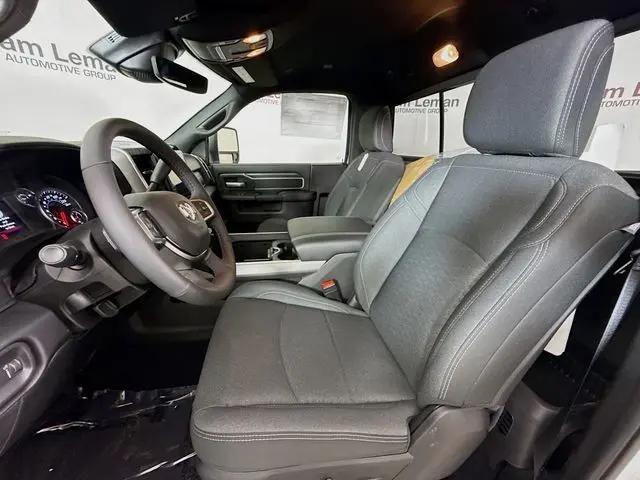 2026 Ram 3500 Big Horn Regular Cab 4x4 8' Box