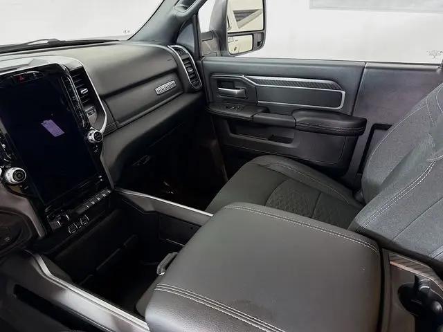 2026 Ram 3500 Big Horn Regular Cab 4x4 8' Box