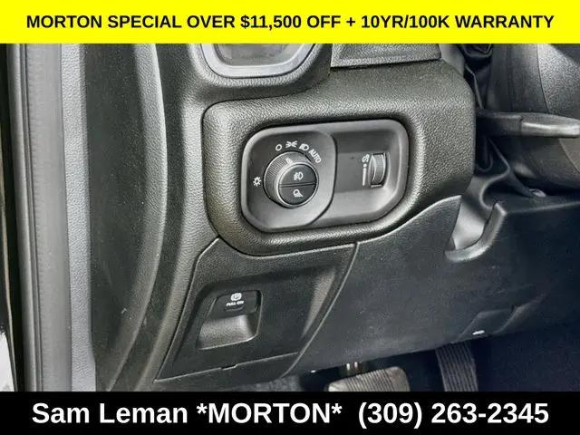 2026 Ram 1500 Express Crew Cab 4x4 57 Box