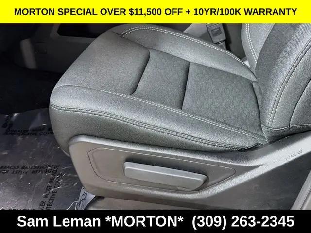2026 Ram 1500 Express Crew Cab 4x4 57 Box