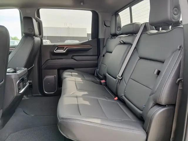 2023 GMC Sierra 1500 4WD Crew Cab Short Box Denali
