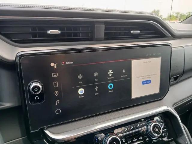 2023 GMC Sierra 1500 4WD Crew Cab Short Box Denali