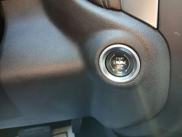 2020 Chevrolet Silverado 1500 4WD Crew Cab Short Bed LTZ