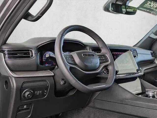 2024 Jeep Wagoneer Series II 4x2