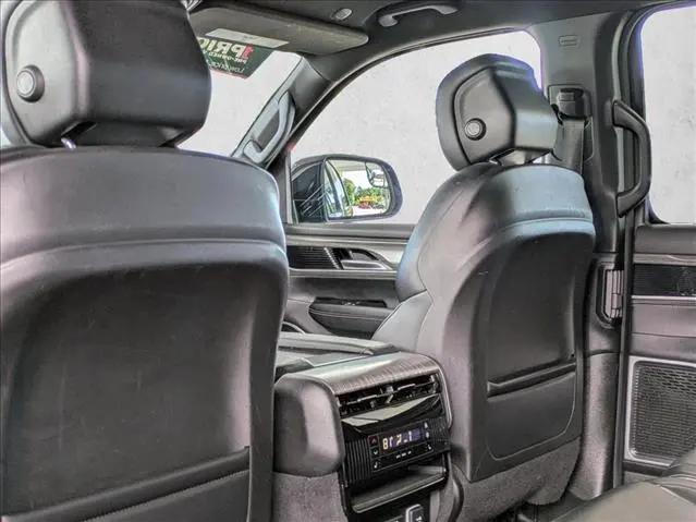 2024 Jeep Wagoneer Series II 4x2