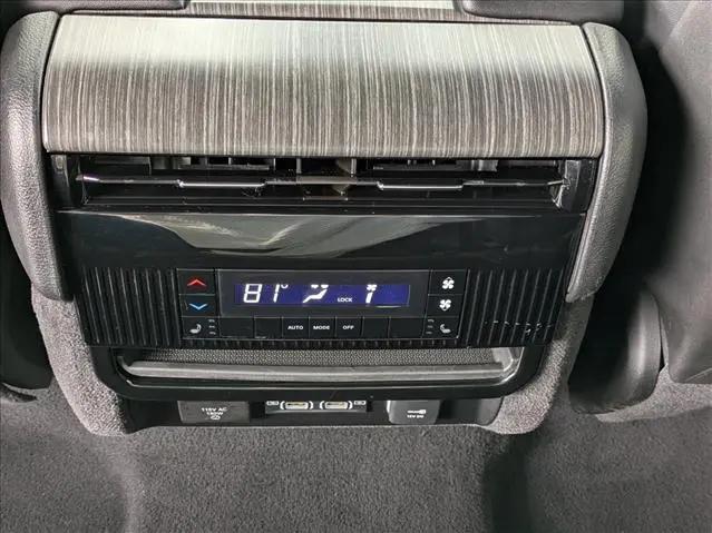 2024 Jeep Wagoneer Series II 4x2