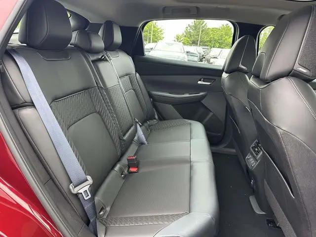 2026 Nissan LEAF PLATINUM+