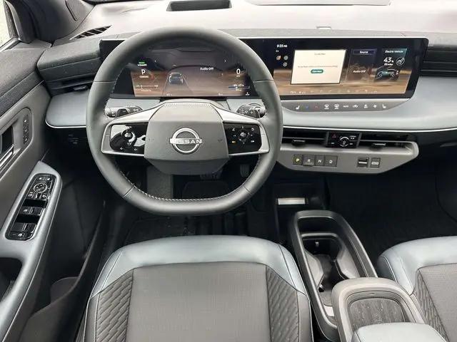 2026 Nissan LEAF PLATINUM+