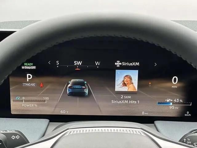 2026 Nissan LEAF PLATINUM+