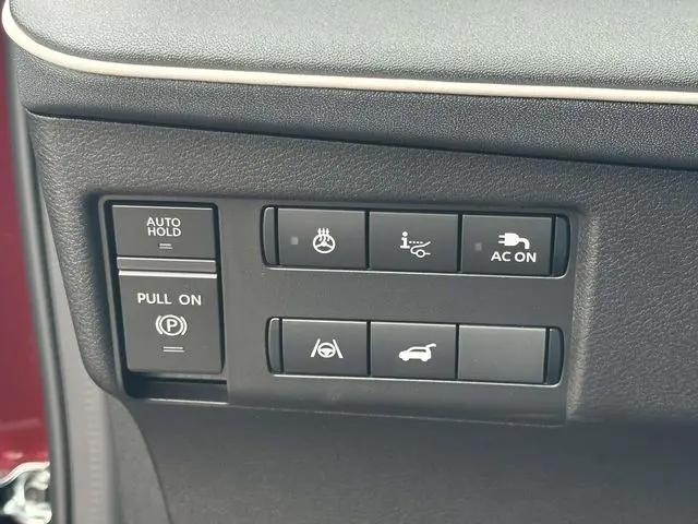2026 Nissan LEAF PLATINUM+