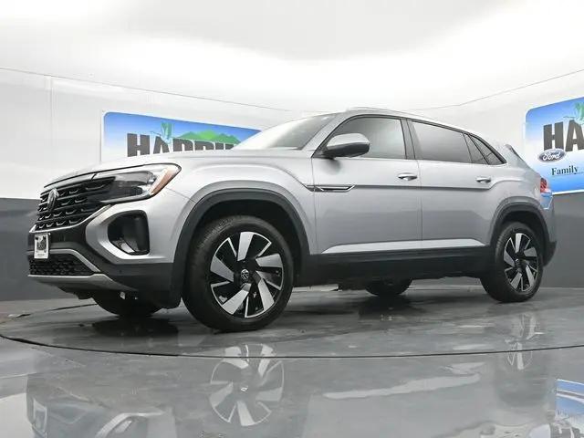 2024 Volkswagen Atlas Cross Sport 2.0T SE w/Technology