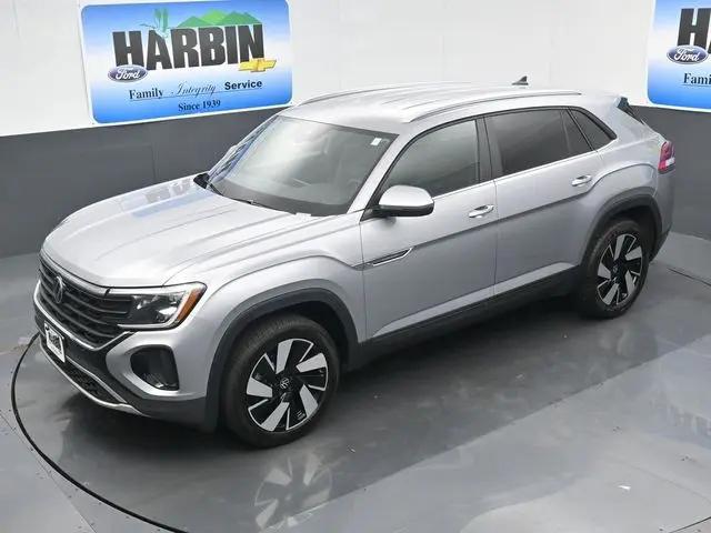 2024 Volkswagen Atlas Cross Sport 2.0T SE w/Technology