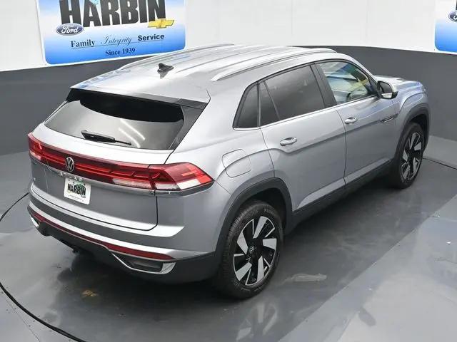 2024 Volkswagen Atlas Cross Sport 2.0T SE w/Technology