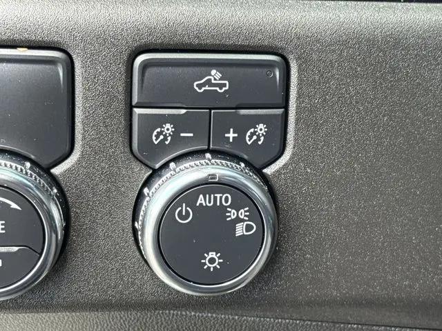 2023 GMC Sierra 1500 2WD Crew Cab Short Box SLE